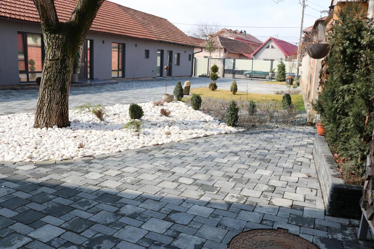 Apartament City La Casa Piano House ,Cu Parcare Alba Iulia Exterior foto